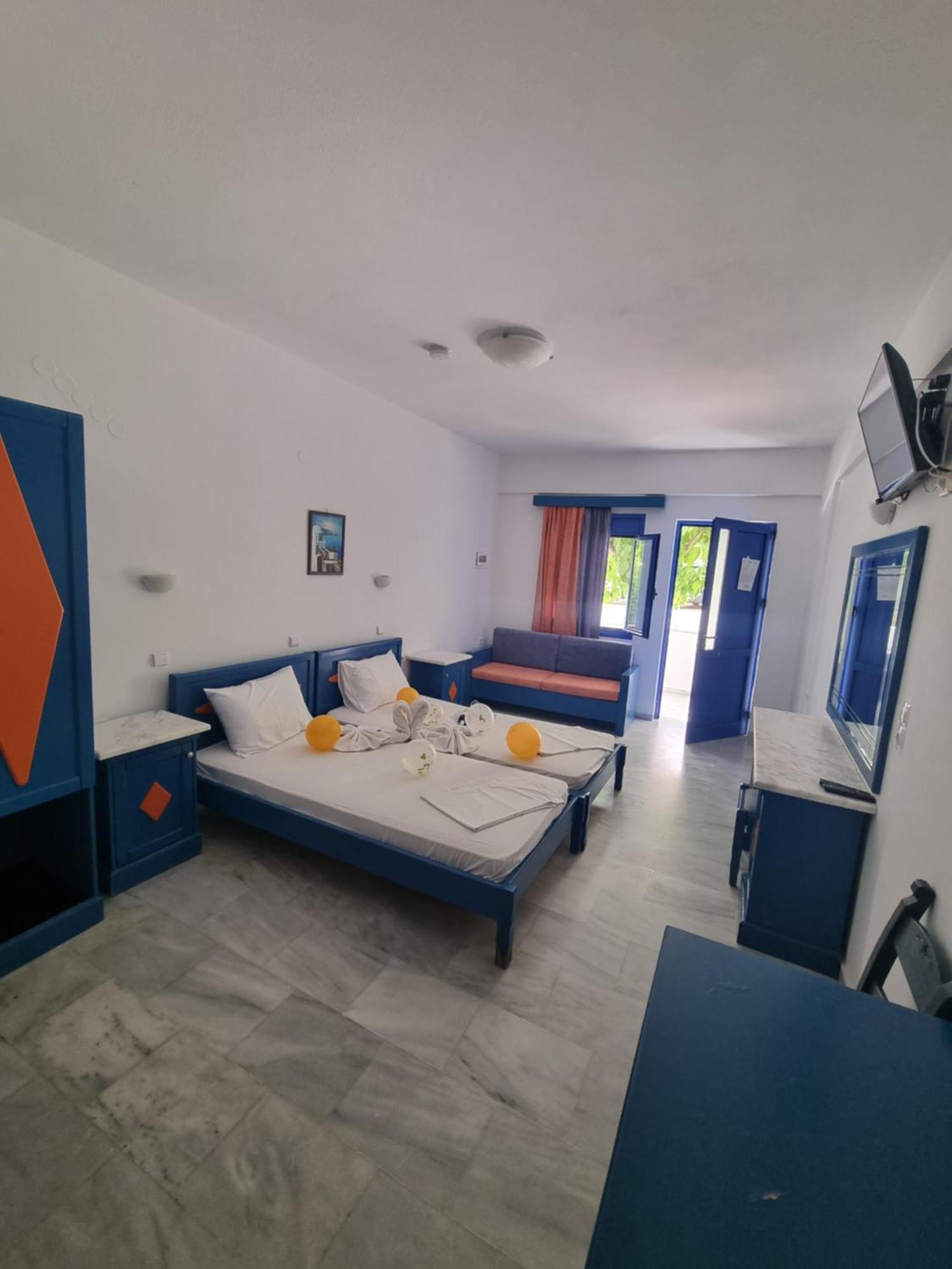 Leonidas Studios & Apartments Jeorjoúpoli Eksteriør bilde