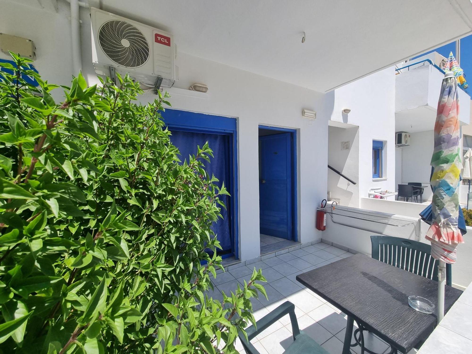 Leonidas Studios & Apartments Jeorjoúpoli Eksteriør bilde